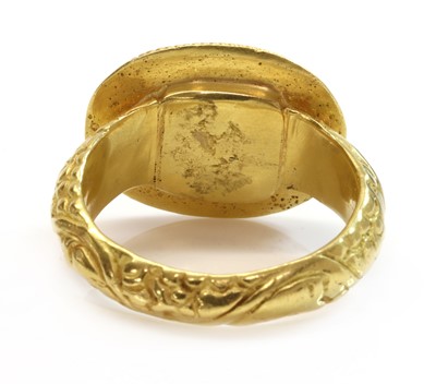 Lot 5 - A Roman gold hardstone intaglio ring