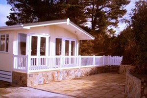 Lot 17 - A Weekend in a Beach Chalet, The Warren, Abersoch - to be taken in 2022