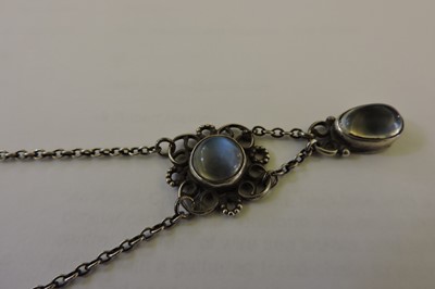 Lot 76 - An Arts & Crafts moonstone necklace
