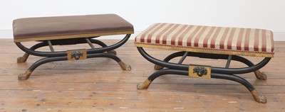 Lot 469 - A pair of stools