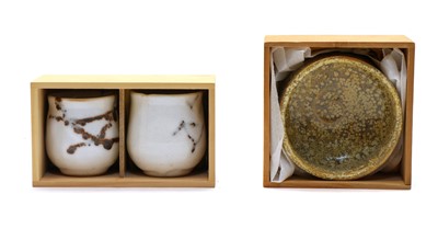 Lot 205 - A Japanese yunomi