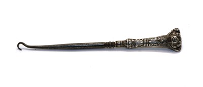 Lot 24 - A novelty silver pug dog button hook
