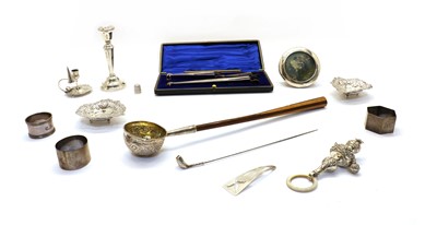 Lot 45 - A collection of silver items