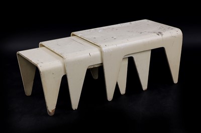 Lot 252 - A nest of three painted bent plywood tables
