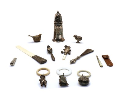 Lot 16 - Mixed small silver and silver plated items