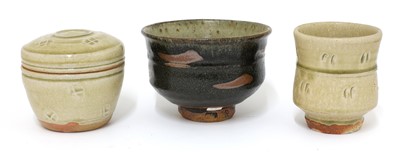 Lot 82 - Three stoneware items, Jim Malone (b.1946)