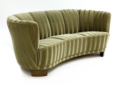 Lot 177 - An Art Deco banana-shaped settee