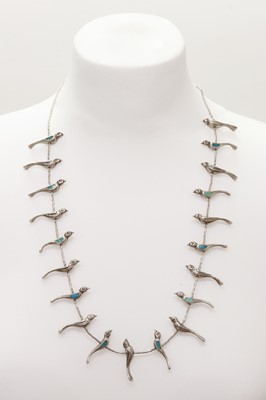 Lot 272 - A silver Navajo bird necklace