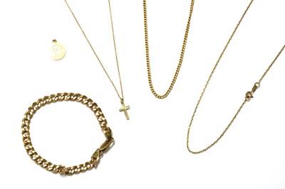 Lot 1378 - A 9ct gold hollow curb link bracelet