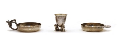 Lot 25 - A Silver Club silver tasting dish with serpent handle