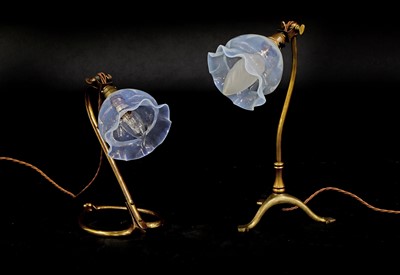 Lot 89 - A brass table lamp