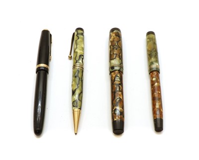 Lot 133 - A Parker Duofold black fountain pen with 14k nib
