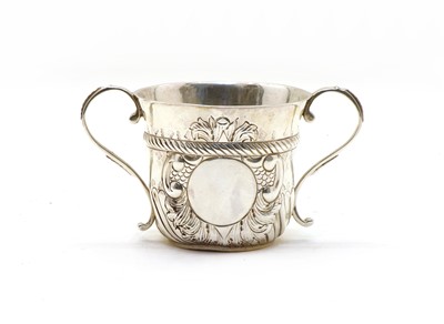 Lot 41 - A William and Mary style Britannia silver porringer