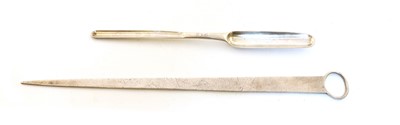 Lot 53 - A George III silver meat skewer