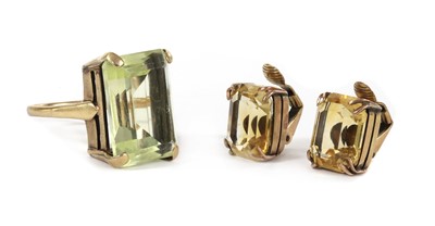 Lot 1242 - A gold single stone citrine ring