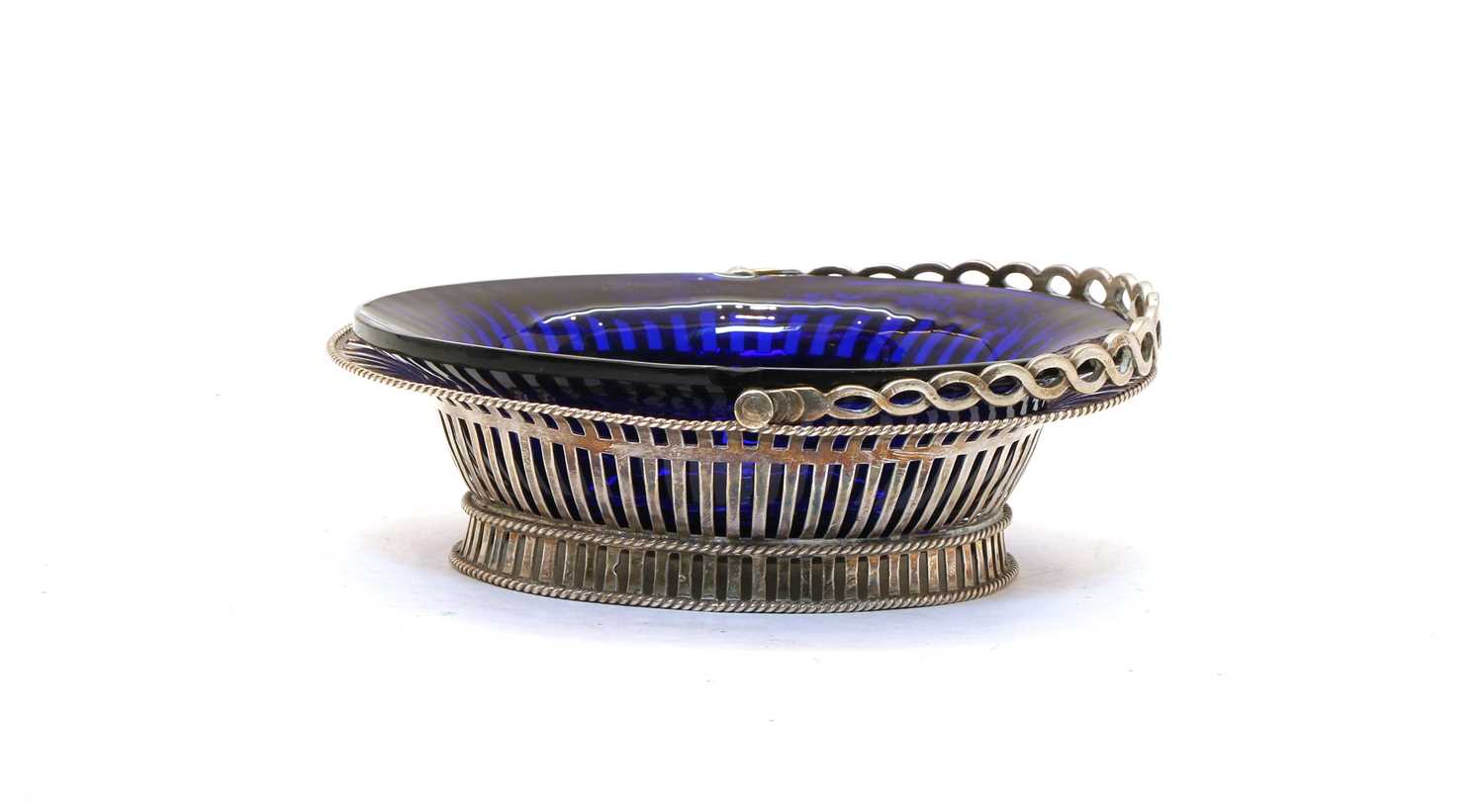 Lot 63 - A George II silver sweetmeat or bon bon dish