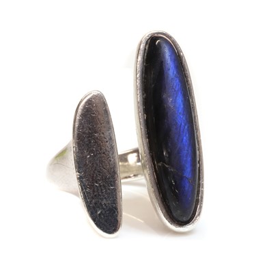 Lot 410 - A sterling silver labradorite ring, by Georg Jensen