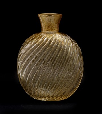 Lot 144 - A Murano glass vase