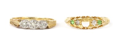 Lot 1347 - An Edwardian 18ct gold boat shaped ring