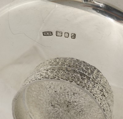 Lot 603 - A pair of modernist silver tazzas
