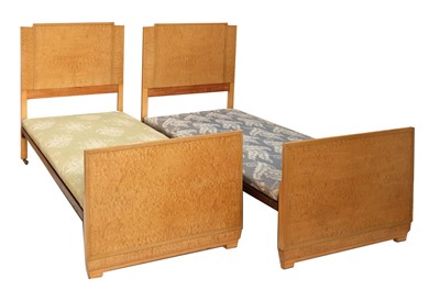 Lot 218 - A pair of Art Deco maple single beds