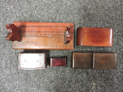 Lot 162 - A collection of Chinese wood stands