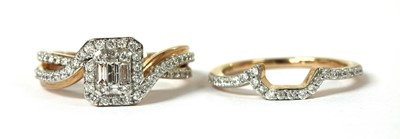 Lot 26 - A 14ct rose gold diamond cluster ring