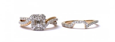 Lot 62 - A 14ct rose gold diamond cluster ring