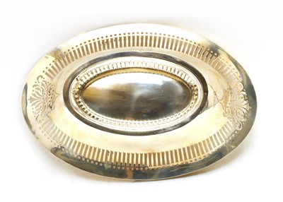 Lot 61 - A silver basket