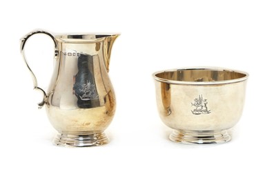 Lot 54 - A silver cream jug and sugar bowl