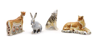 Lot 191 - A collection of Royal Crown Derby paperweights