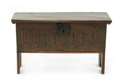 Lot 494 - A small early 18th century oak coffer