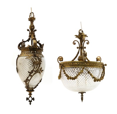 Lot 99 - A cut-glass ceiling light