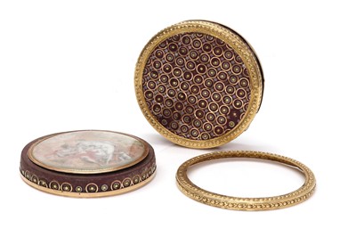 Lot 44 - A French circular gold piqué work tortoiseshell box, c.1780