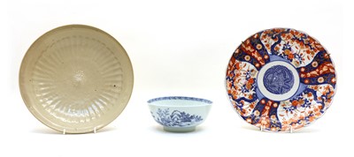 Lot 129 - A Chinese Nanking Cargo blue and white bowl