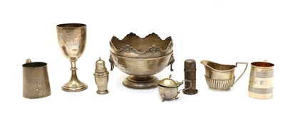 Lot 35 - A collection of silver items