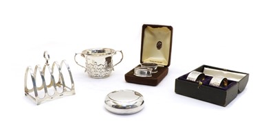 Lot 18 - A collection of silver items