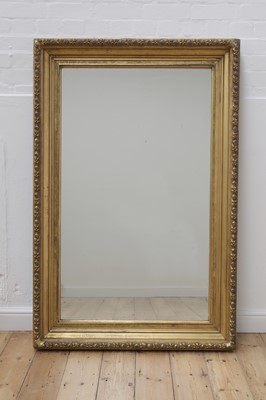 Lot 469 - A carved giltwood rectangular mirror