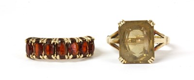 Lot 177 - Two 9ct gold rings
