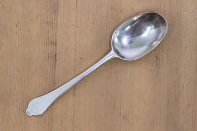 Lot 319 - A Queen Anne Scottish silver dog nose table or soup spoon
