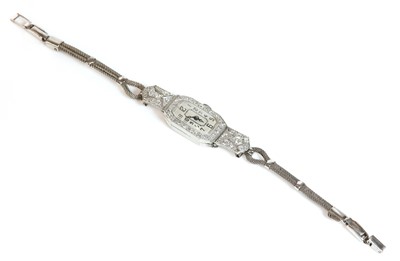 Lot 197 - A ladies' Art Deco diamond set mechanical cocktail watch, c.1925