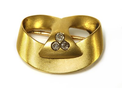 Lot 169 - A Russian gold diamond set brooch