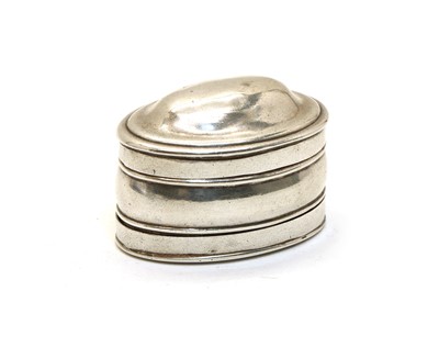Lot 21 - A George III silver nutmeg grater