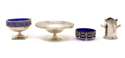 Lot 65 - An Edwardian silver butter dish