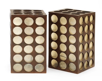 Lot 736 - A pair of hanging box table lights