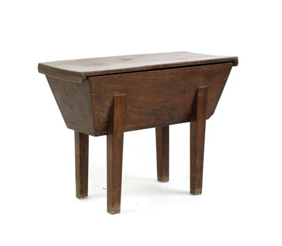 Lot 458 - A provincial elm dough bin