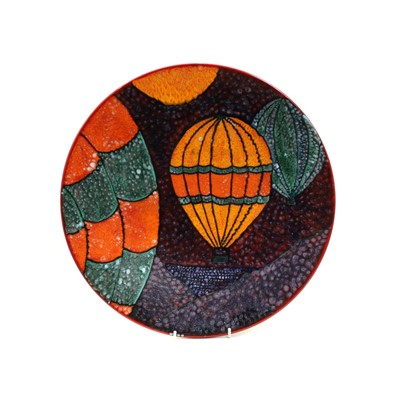 Lot 94 - A Poole Studio 'Balloon' charger