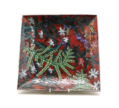 Lot 124 - A Dartington stoneware 'Fern' dish