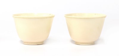 Lot 173 - A pair of Chinese ivory cups