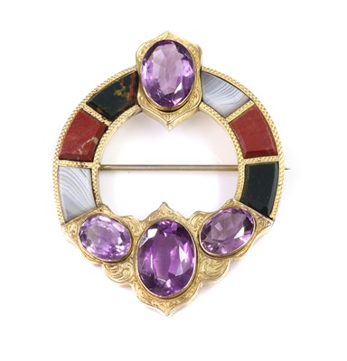 Lot 80 - A Scottish gold hardstone brooch
